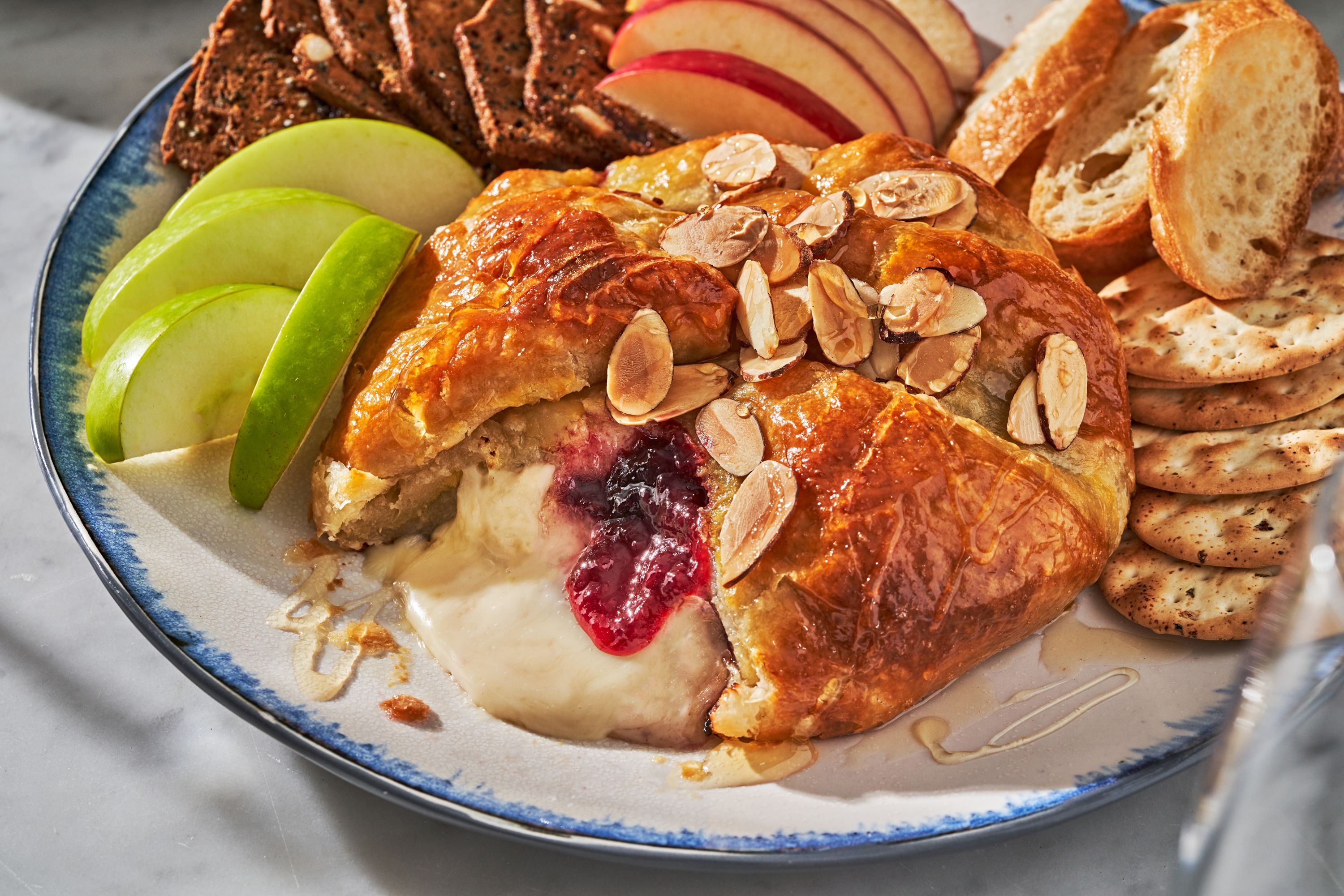 Baked Brie with Apples, Honey and Nuts - Del's cooking twist