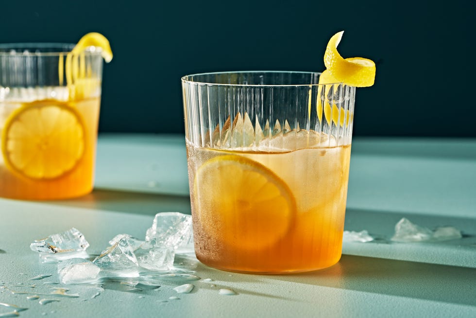 gold rush cocktail