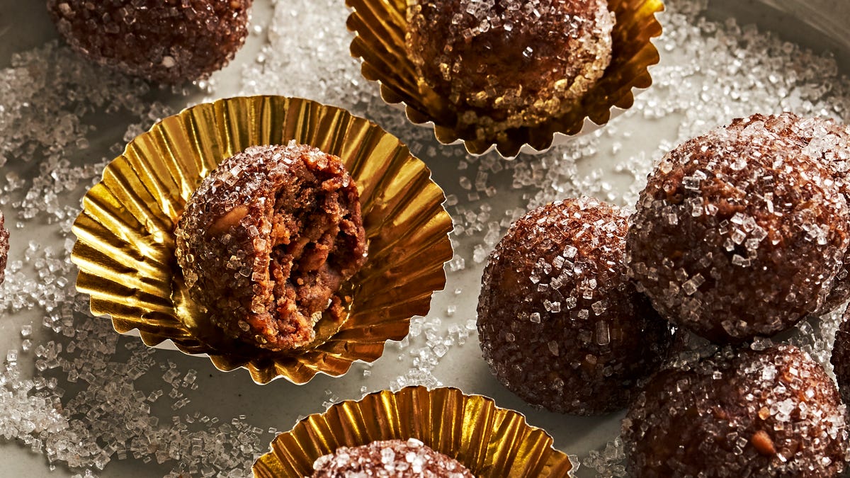 Best Bourbon Ball Recipe - How to Make Homemade Bourbon Balls