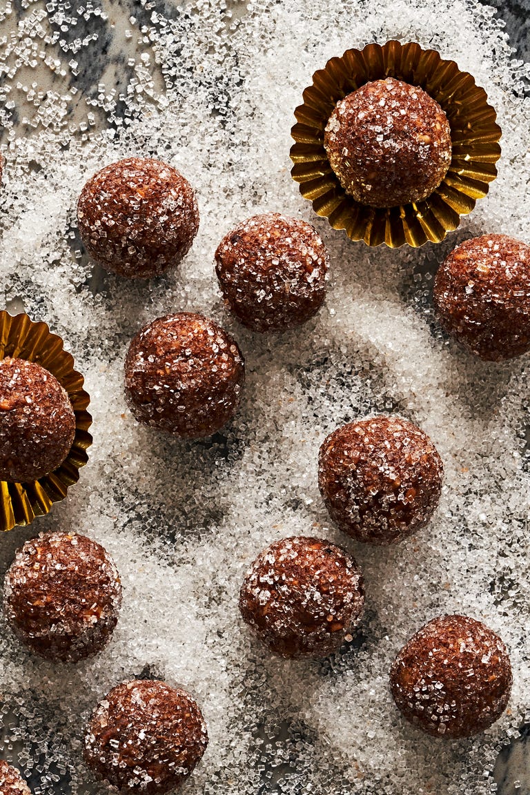 Best Bourbon Ball Recipe How to Make Homemade Bourbon Balls