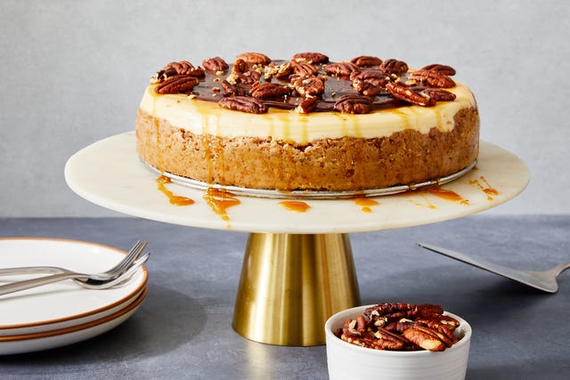 Best Turtle Cheesecake Recipe - How To Make Turtle Cheesecake