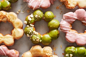 mochi pon de ring donuts in different flavors