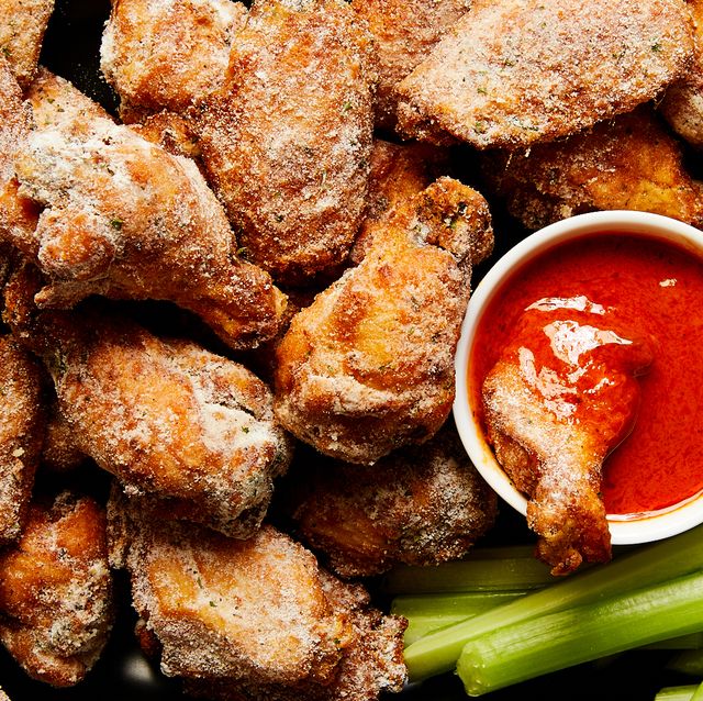 https://hips.hearstapps.com/hmg-prod/images/delish-230103-ranchwings-055-ls-1673403831.jpg?crop=0.620xw:1.00xh;0.266xw,0&resize=640:*