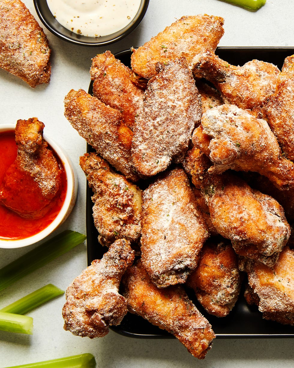 ranch wings and buffalo sauce