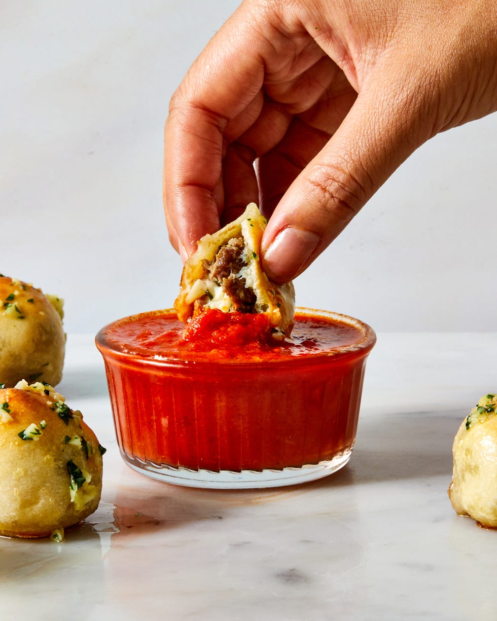 Poll reveals most popular Super Bowl appetizer