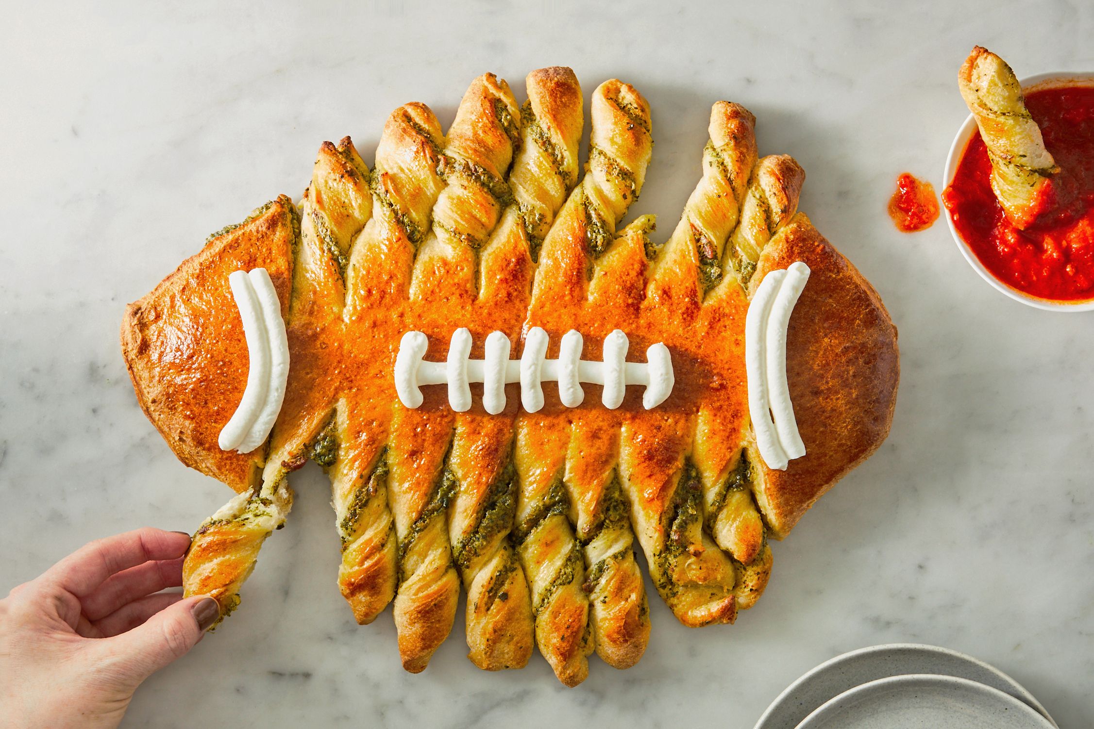 How to host a winning Super Bowl party — from food to décor