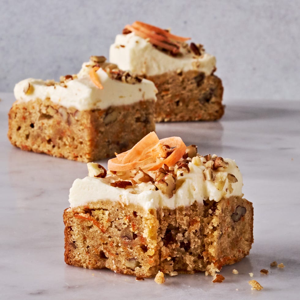 carrot cake blondies