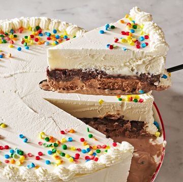 copycat dairy queen ice cream cake with a slice lifting out