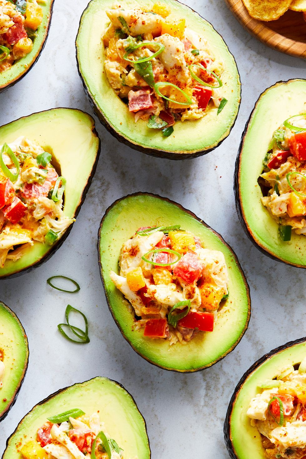 https://hips.hearstapps.com/hmg-prod/images/delish-230509-avocado-crab-boats-350-rv-lead-646bc7a1d5ab3.jpg?crop=0.6668742216687422xw:1xh;center,top&resize=980:*