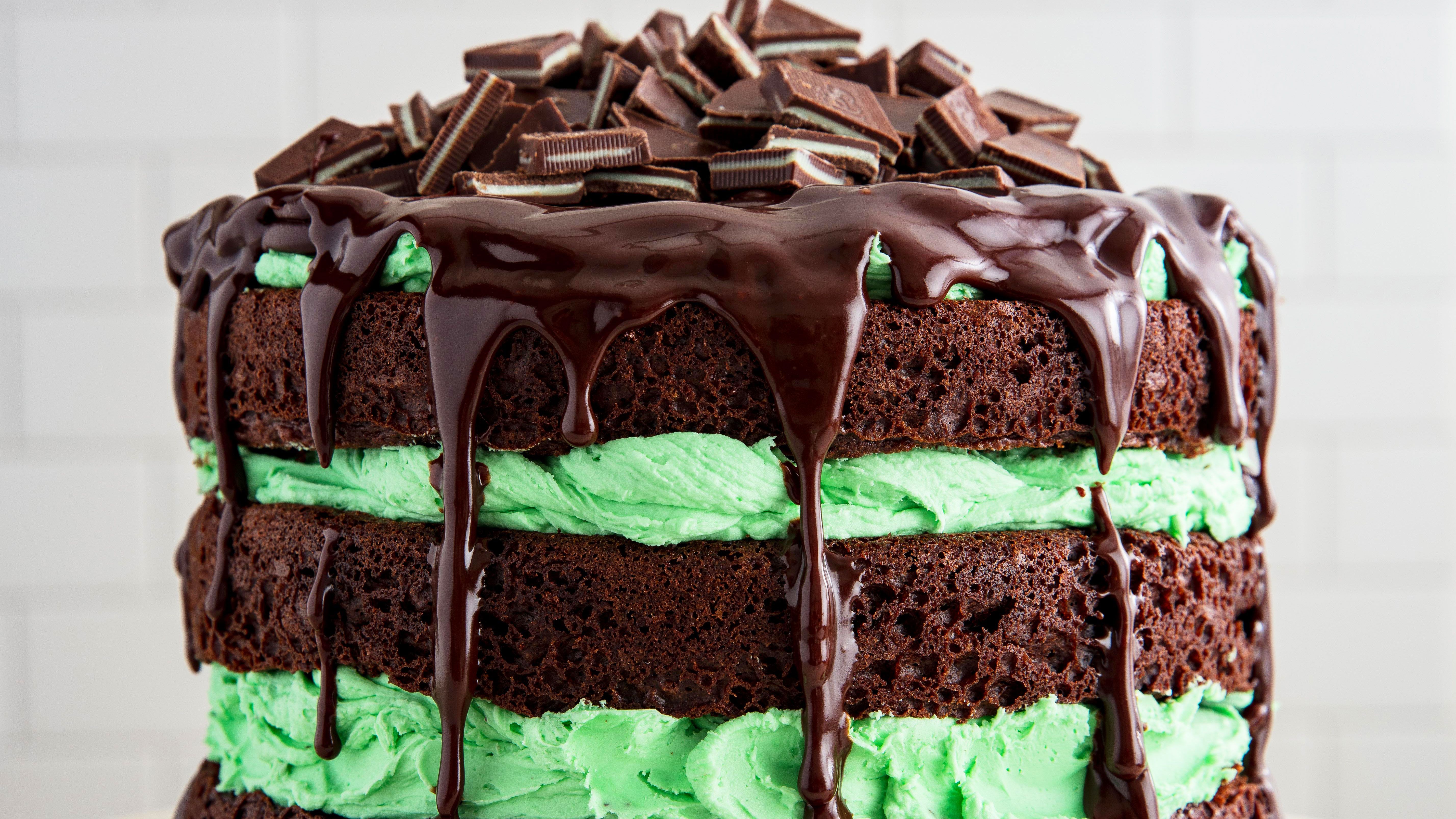 Chocolate Mint Cake with White Chocolate Mint Ganache Filling and Chocolate  Fudge Icing | Cafe Johnsonia