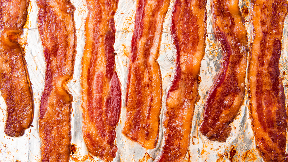 How to Cook Bacon in the Oven (Easy & Crispy)