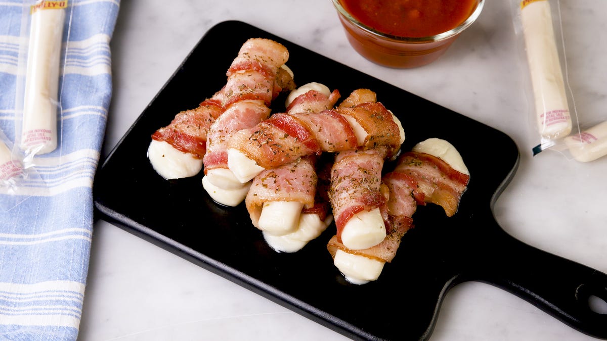preview for Craving A Salty Snack? Indulge In These Bacon-Wrapped Mozzarella Sticks
