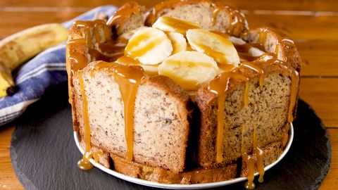 preview for Banana Bread Lovers: This Cheesecake Will Blow Your Mind