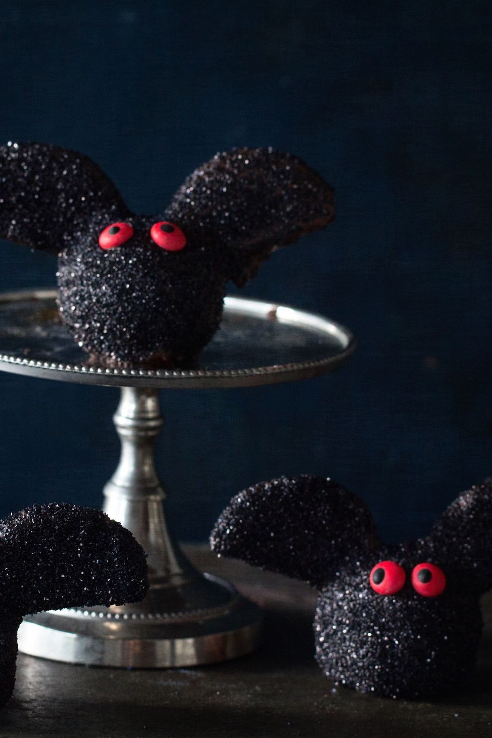 bat truffle halloween dessert recipe