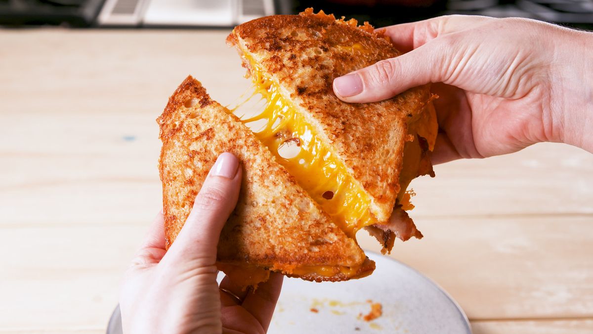 preview for Beer Soaked Grilled Cheese Is The Ultimate Snack