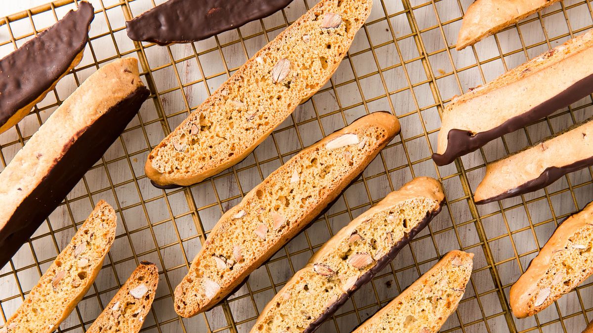 preview for Almond Biscotti Is What Your Morning Coffee Has Been Missing