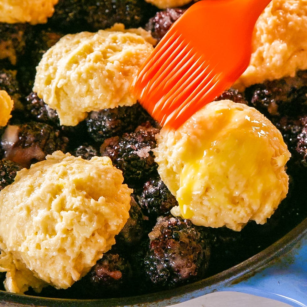blackberry cobbler