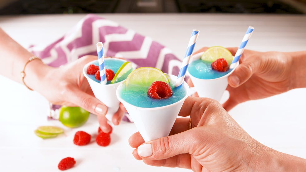 Food, Frozen dessert, Dessert, Italian ice, Ice cream, Cuisine, Dairy, Drink, Sundae, Slush, 