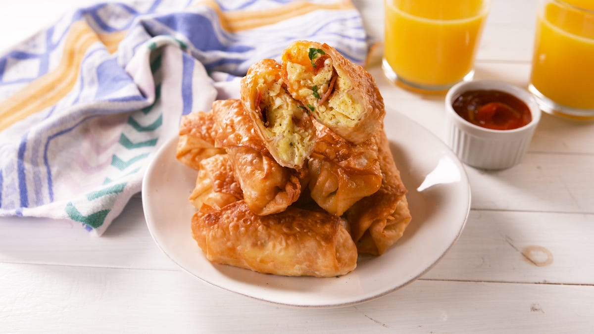 preview for Finally, You Can Eat Egg Rolls For Breakfast!