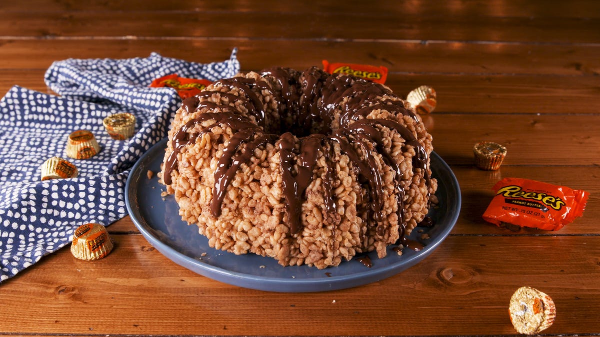 preview for Reese's Bundt Pan Rice Krispie Treat Have Us Mesmerized