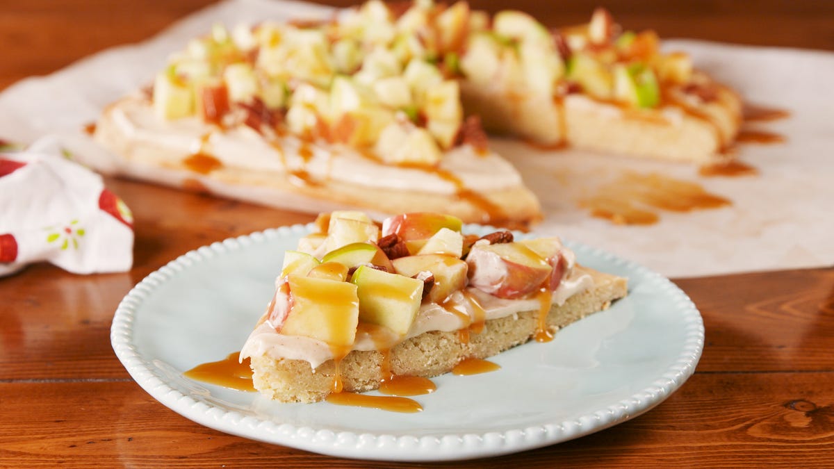 preview for Caramel Apple Pizza Is The Perfect Pizza For Fall