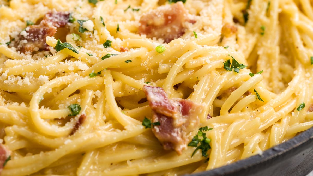 preview for This 35-Minute Spaghetti Carbonara Is The Comfort Food Fix You Need TONIGHT