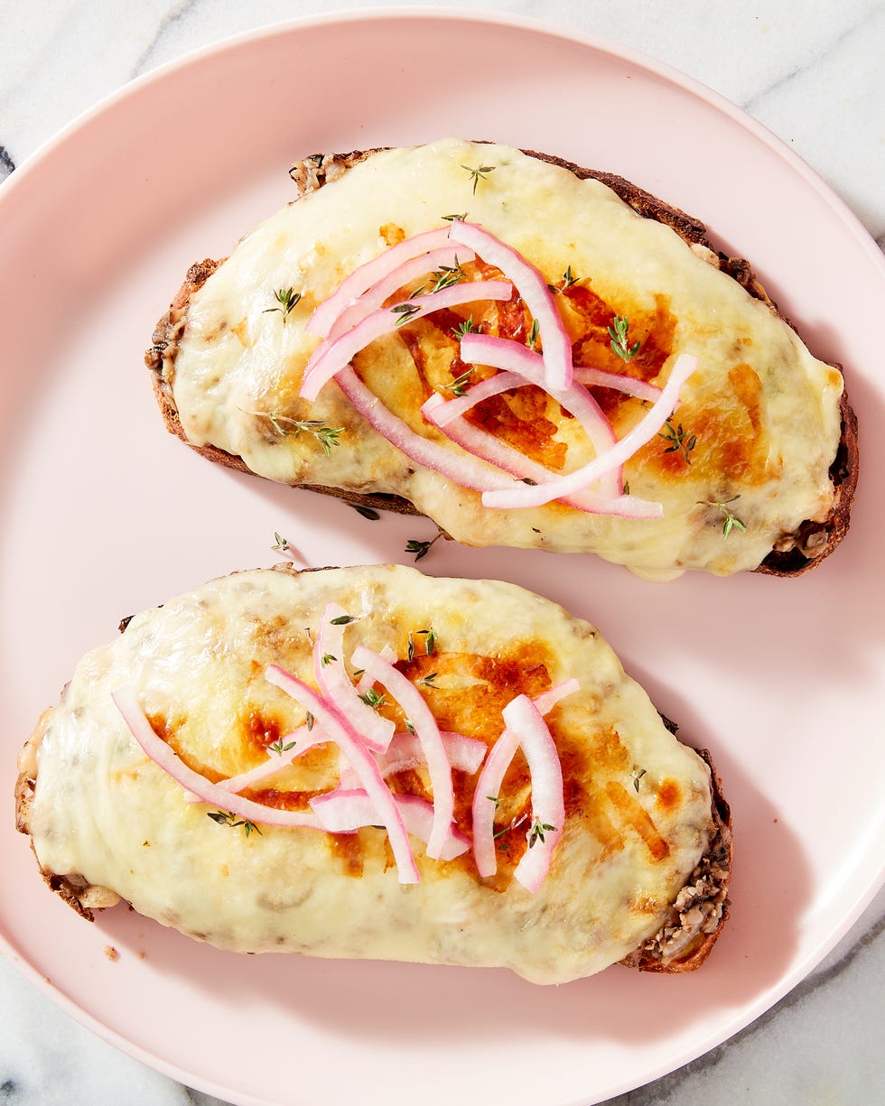 cheesy oyster mushroom toast