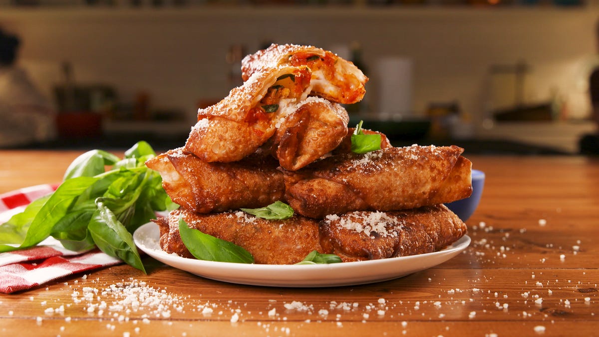 preview for Chicken Parm Egg Rolls = Chicken Parm On The Go
