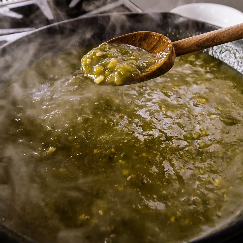 chilaquiles verdes stills