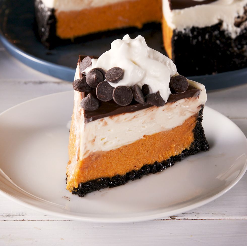 How to Make Chocolate-Pumpkin Mousse Cake Recipe