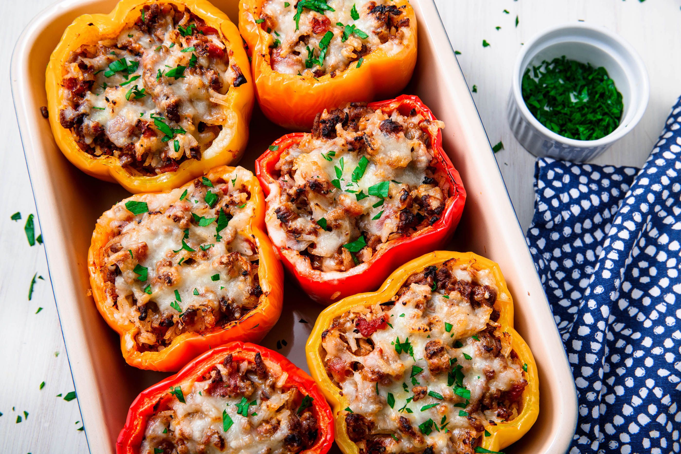 Easy stuffed bell peppers with ground beef