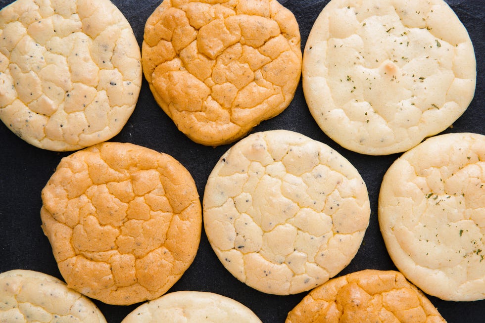 food, finger food, biscuit, cuisine, organ, cookies and crackers, recipe, cooking, snack, cookie,