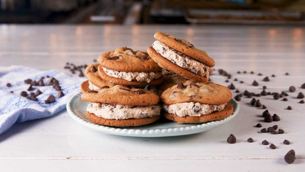 Cookie Dough Cookie Sandwiches - Delish.com