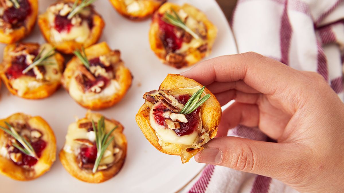 preview for Cranberry Brie Bites = The Perfect Holiday Appetizer
