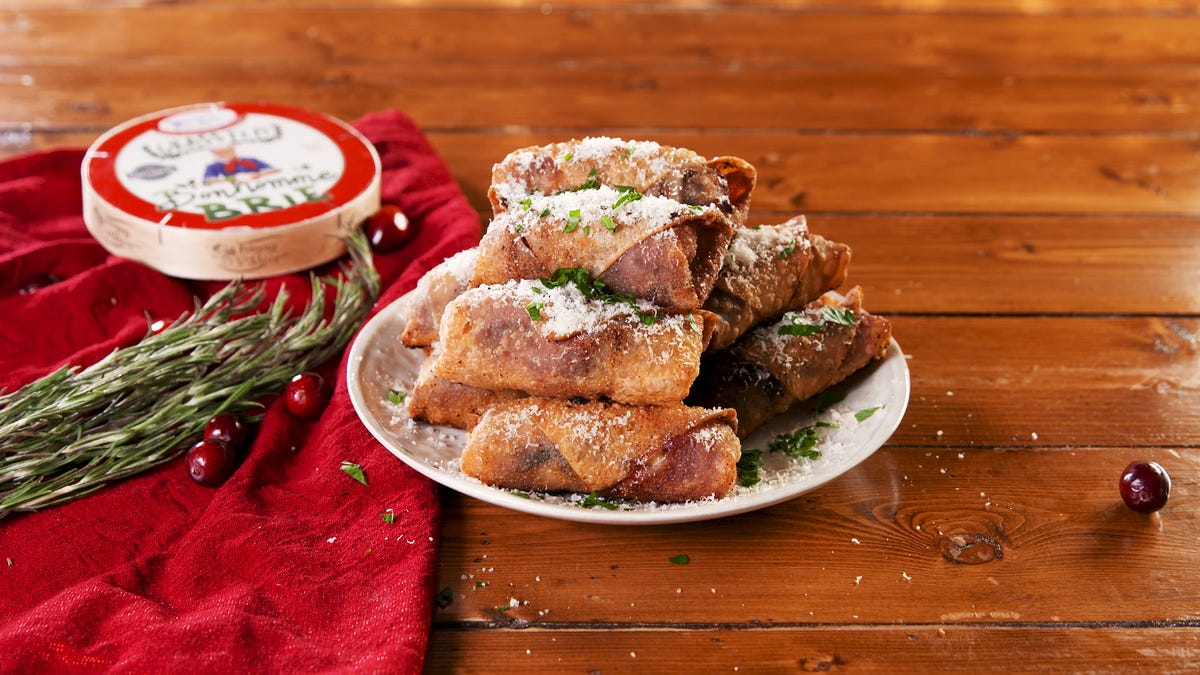 preview for Cranberry Brie Egg Rolls Are The Greatest Holiday App