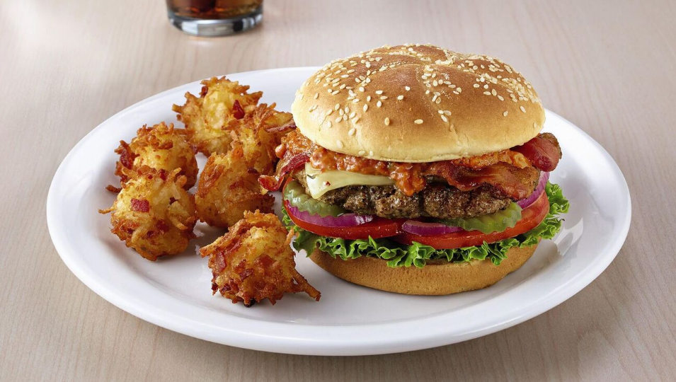 Denny's Solo burger