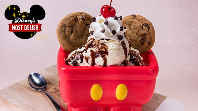 Food, Ice cream, Frozen dessert, Chocolate ice cream, Gelato, Sundae, Dondurma, Dessert, Cuisine, Dish, 
