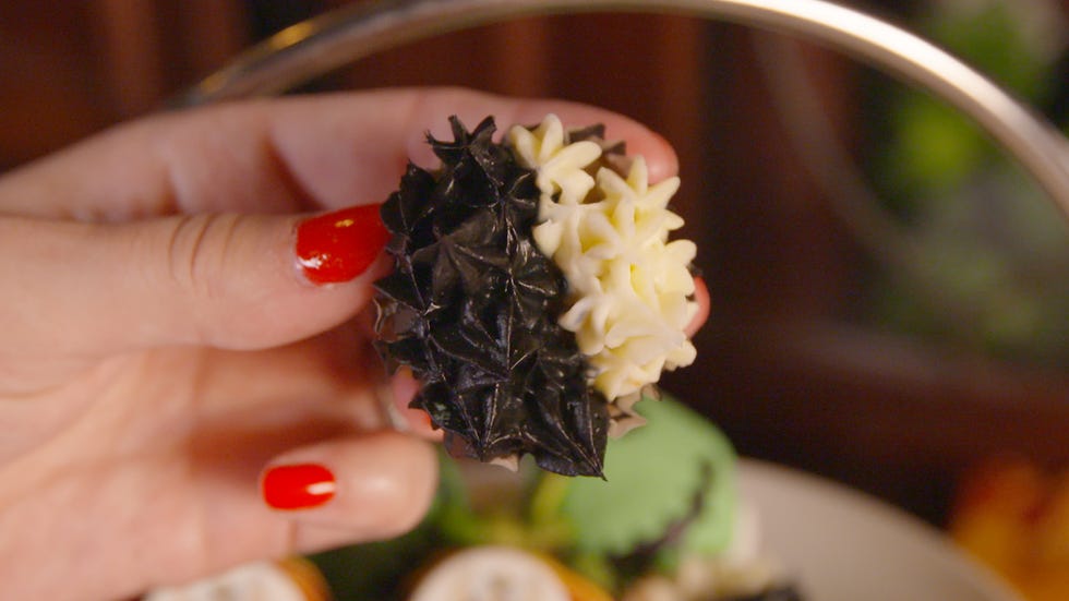 Comfort food, Hand, Food, Recipe, Plant, Dish, Cuisine, Garnish, Flower, 
