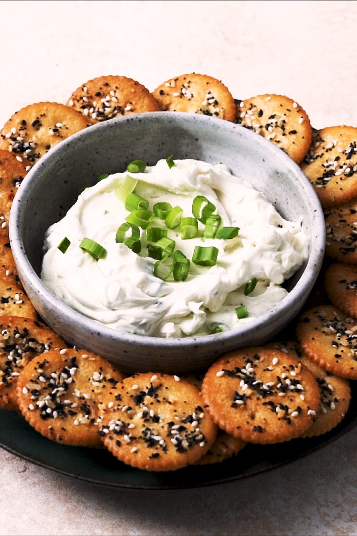 16 Easy Ritz Cracker Recipes - Best Ways To Use Ritz Crackers