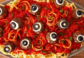 Dish, Food, Cuisine, Recipe, Garnish, Italian food, Ingredient, Pizza, Fish, Produce, 