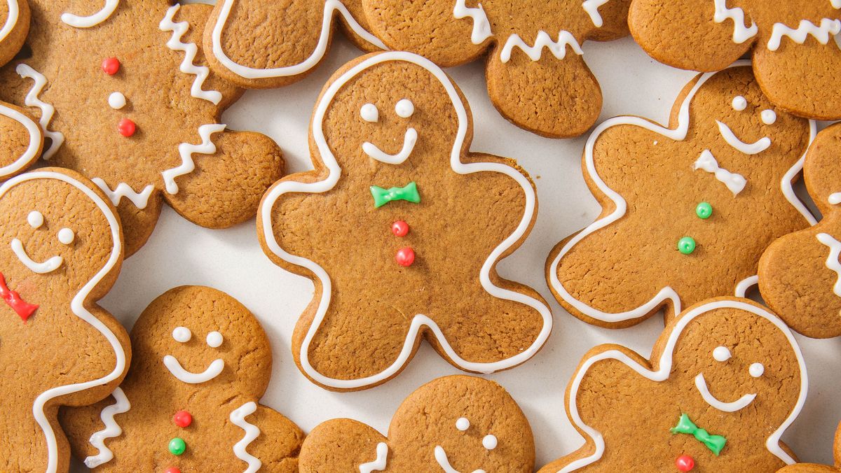preview for It Wouldn't be Christmas Without Gingerbread Cookies!