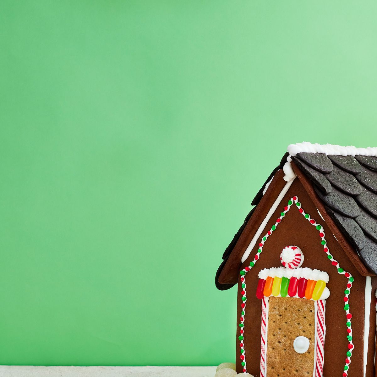 Make Your Own Gingerbread House