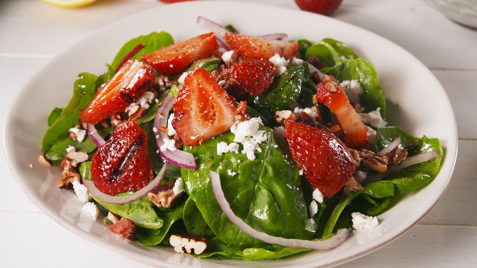 Dish, Food, Cuisine, Salad, Garden salad, Greek salad, Ingredient, Spinach salad, Vegetable, Produce, 