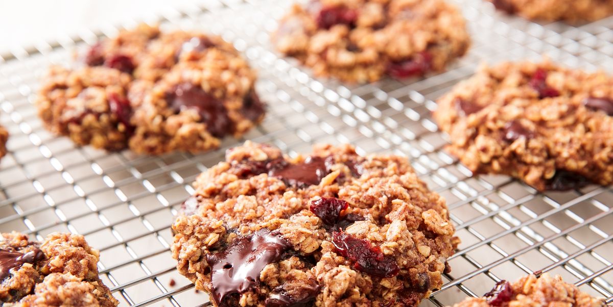 We Made Healthy Oatmeal Cookies Taste Freakin’ Amazing And Honestly, We’re Shocked