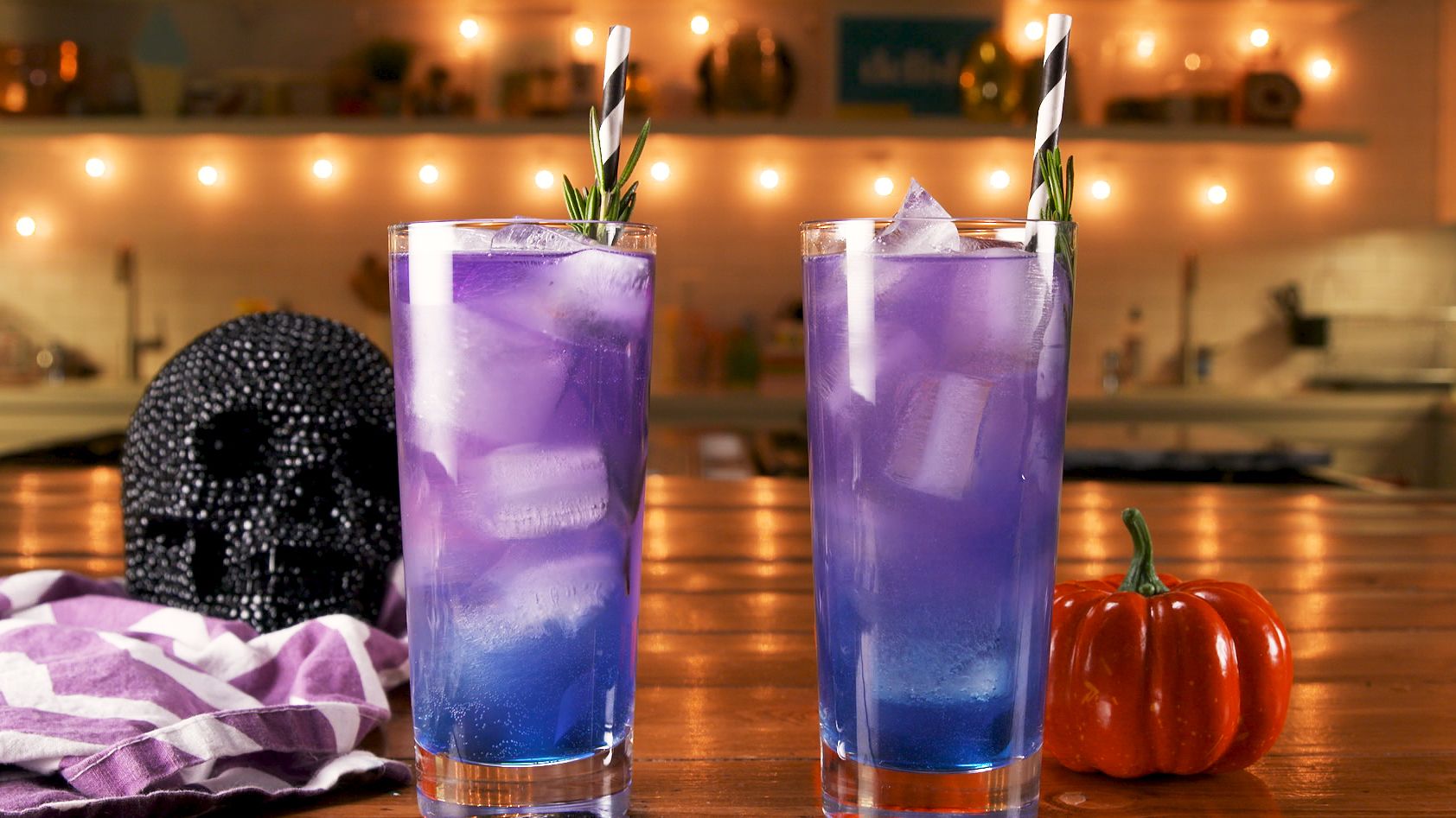 Purple Sanderson Sisters Hocus Pocus Cocktail with Bakell Edible Glitter -  Domestic Geek Girl