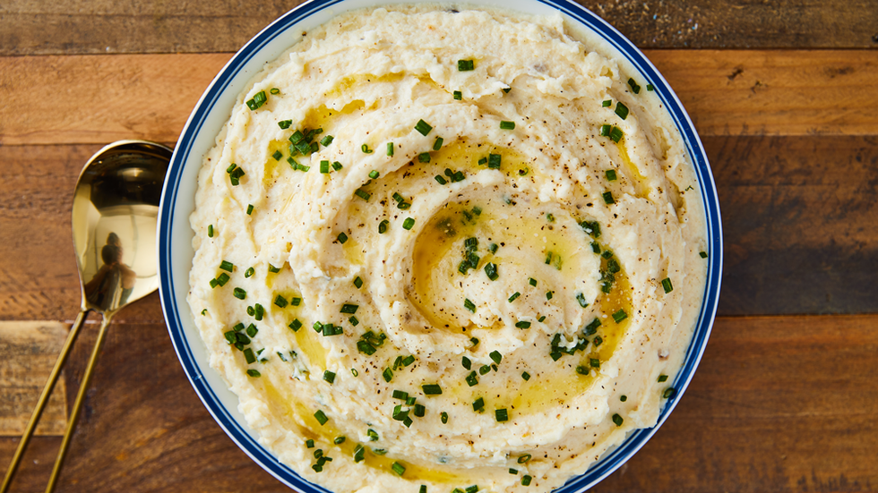 Best Horseradish Mashed Potatoes Recipe - How to Make Horseradish ...