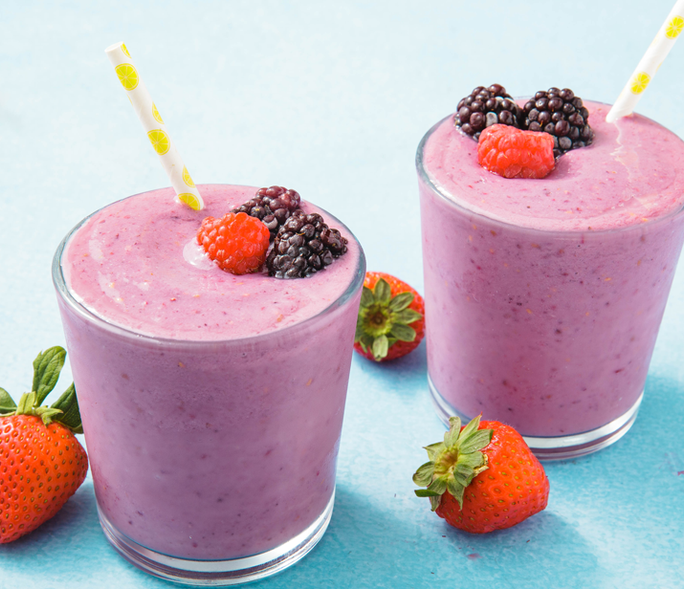 How to Make a Smoothie Recipe - Best Triple Berry Smoothie