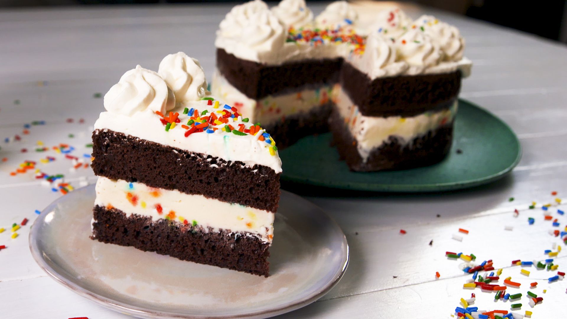 Easy 5 Layer Ice Cream Cake - Sally's Baking Addiction