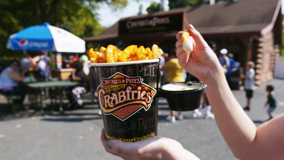Food, Junk food, Drink, Liqueur, Snack, Cuisine, Fast food, Beer, American food, Vegetarian food, 