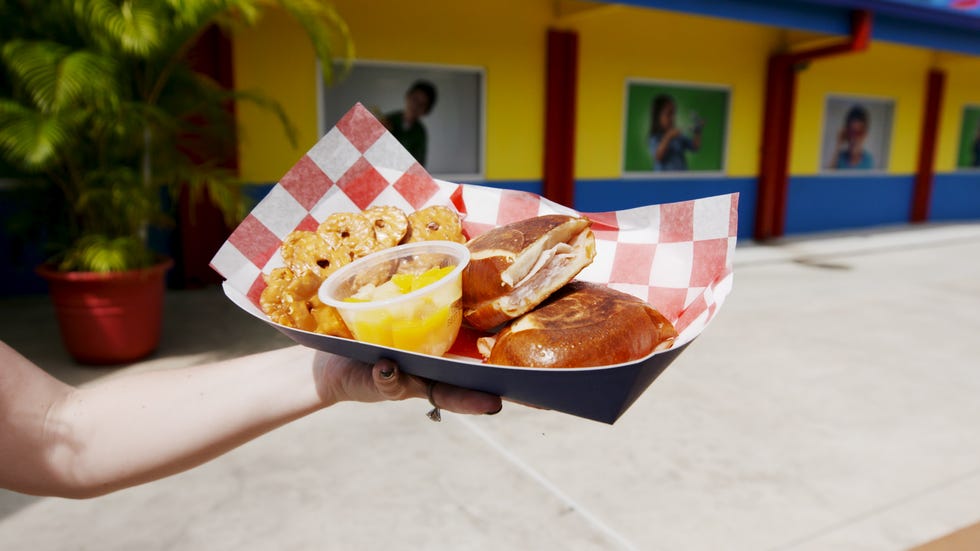 Food, Cuisine, Dish, Fast food, Junk food, Brunch, Ingredient, Kids' meal, Snack, Meal, 